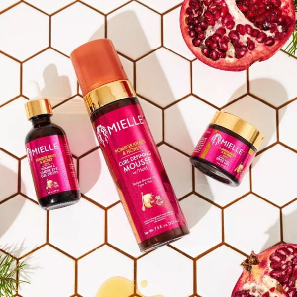 موس حالت‌دهنده موی فر میله با انار و عسل Mielle Pomegranate & Honey Defining Mousse with Hold 222ml