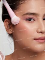 براش آرایشی پنجه گربه‌ای شیگلم مخصوص رژگونه مایع SHEGLAM Color Bloom Liquid Blush Brush